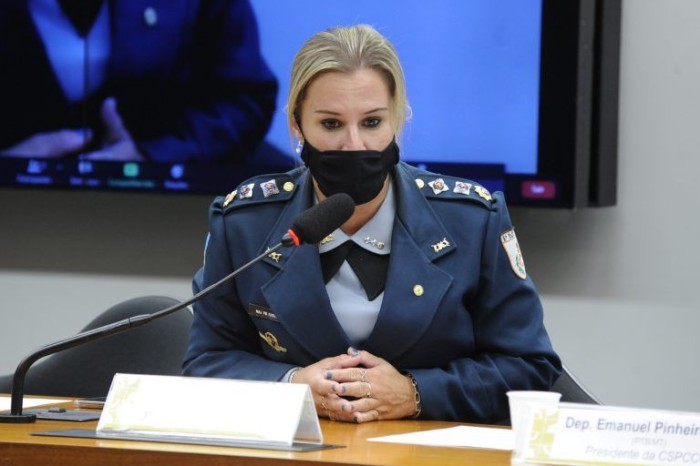 Major Fabiana: não é razoável beneficiar quem se ausentou sem justificativa - (Foto: Gustavo Sales/Câmara dos Deputados)