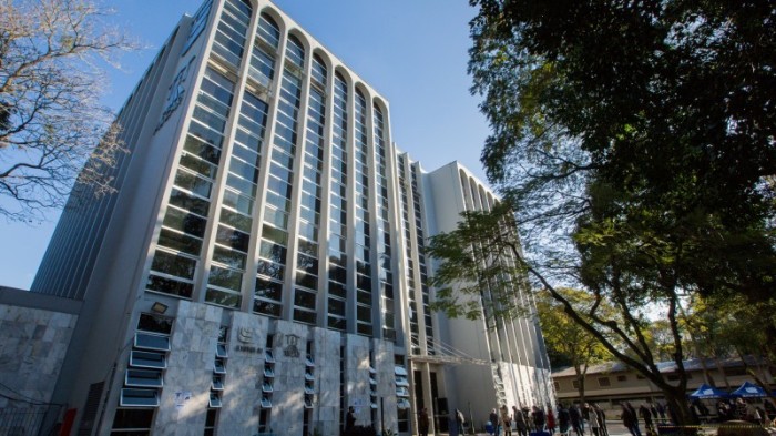 Prédio foi reformado depois que um incêndio atingiu grande parte da edificação em 2018 - Foto: Felipe Dalla Valle/Palácio Piratini