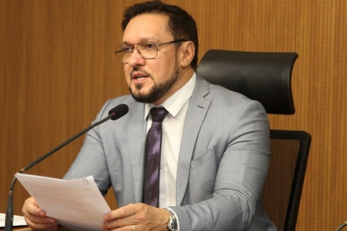 Deputado Lucas de Lima pede transparência e prestação de contas da Cassems