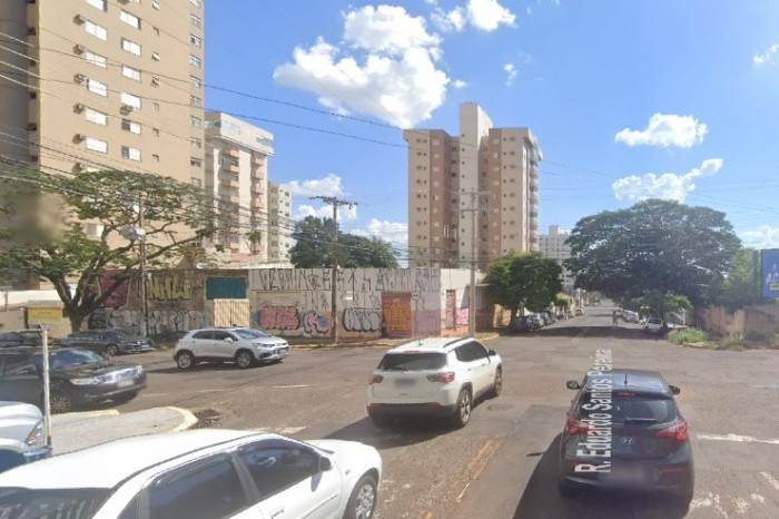 Com cruzamentos perigosos, Marcio Fernandes pede instalação de semáforos