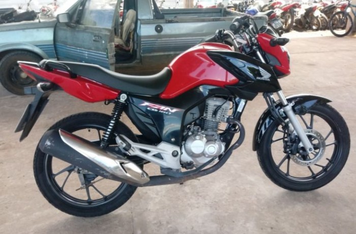 Aberta a visitação de carros, motos e sucatas de leilão do Detran na Capital 