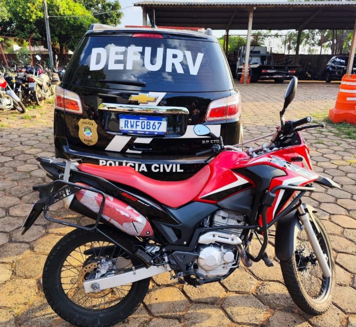 Polícia Civil apreende motocicleta com motor adulterado