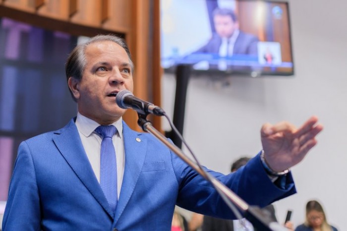 Coronel David pede urgência e promoção de militares é aprovada em prazo recorde