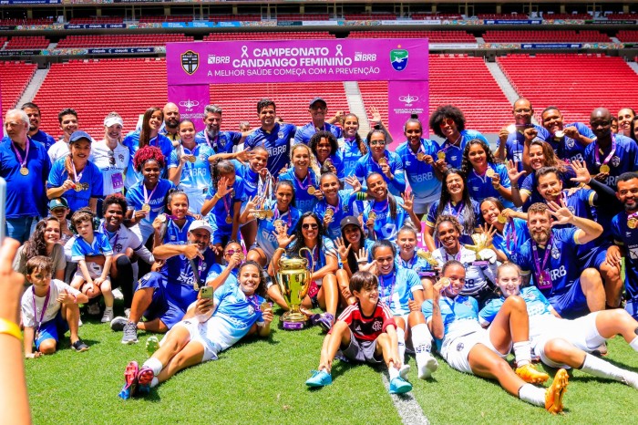 Jogo tem arrecadação de absorventes para mulheres em vulnerabilidade social