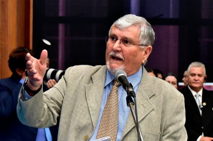 Zeca do PT propõe implantação de Sistema de Acesso a Medicamentos Essenciais em MS