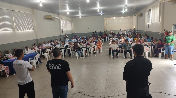 Polícia Civil visita casa e recuperação e Centro de Convivência para idosos em Água Clara