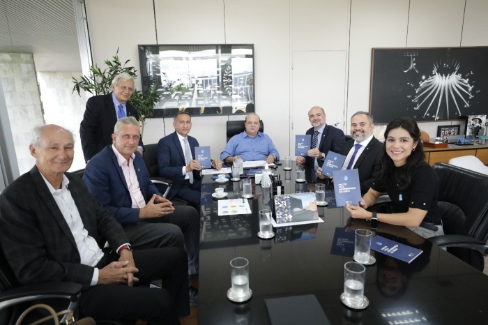 Distrito Federal firma Pacto pela Governança da Água e agora todo o Centro-Oeste faz parte dessa iniciativa da ANA