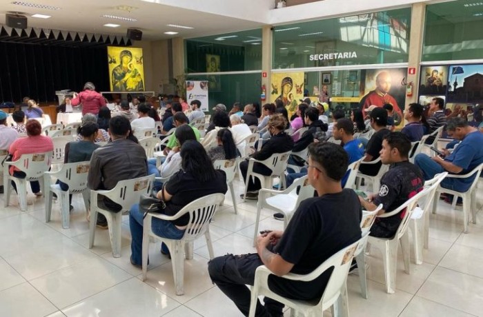 Funtrab inicia 10 cursos e oferece mais de 1,8 mil vagas de trabalho neste sábado nas Moreninhas