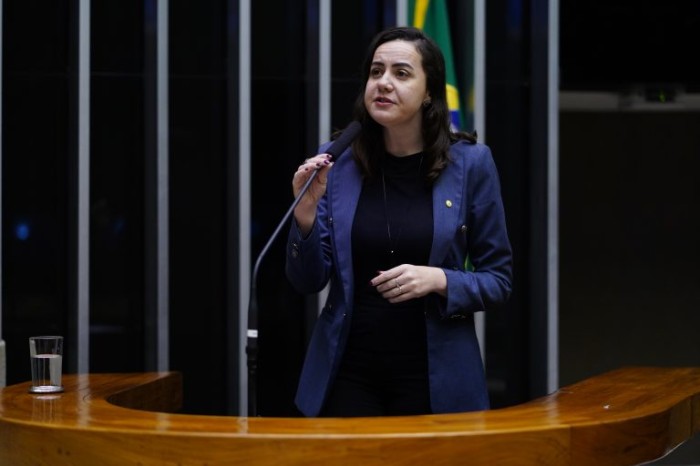 Comissão aprova programa para estimular a presença de mulheres na construção civil