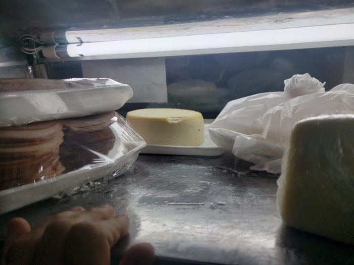 Homem é preso em flagrante por receptação qualificada e expor a venda produtos impróprios para consumo