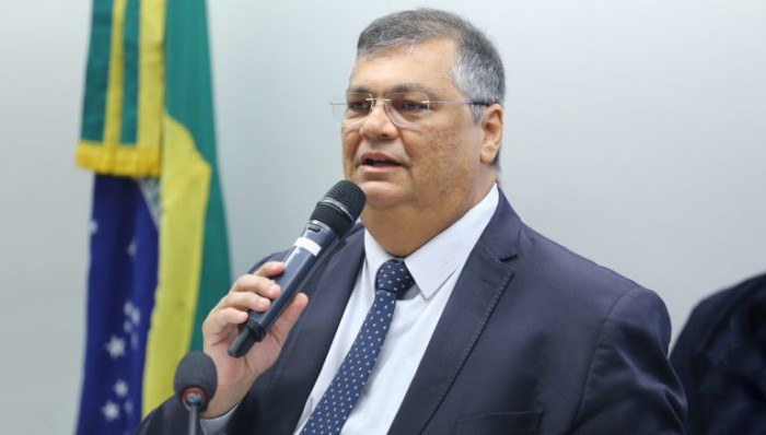Ministro da Justiça deve prestar esclarecimentos à Comissão de Segurança nesta terça