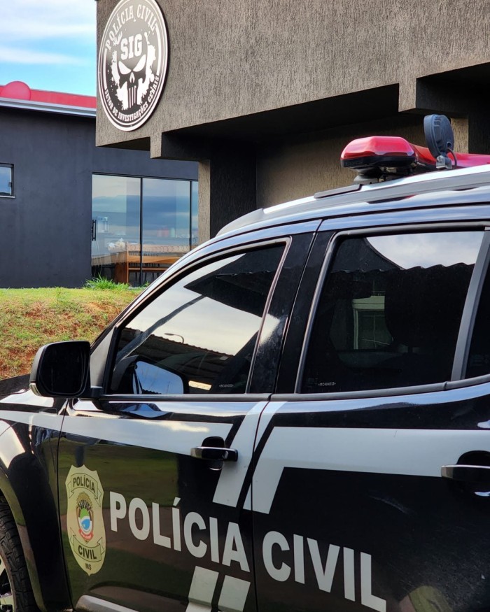 Dois são presos por tráfico de drogas em Costa Rica