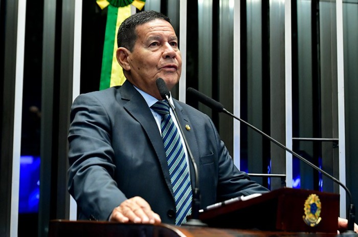 Mourão destaca desafios globais que marcaram o ano