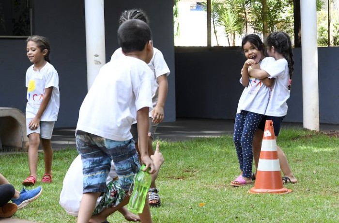 Contribuinte ao declarar IR pode destinar parte do imposto devido para instituições que atendem crianças e idosos