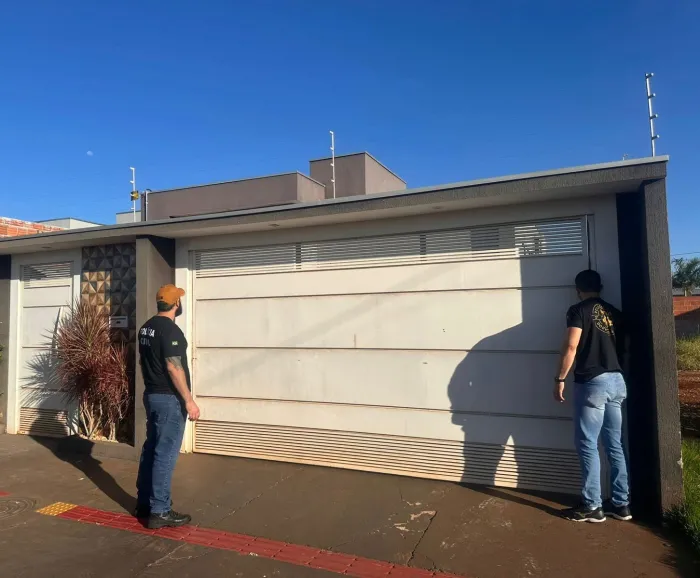 Polícia Civil cumpre sequestro de contas bancárias e veículos em investigação que apura estelionatos no ramo de transporte de cargas agrícolas