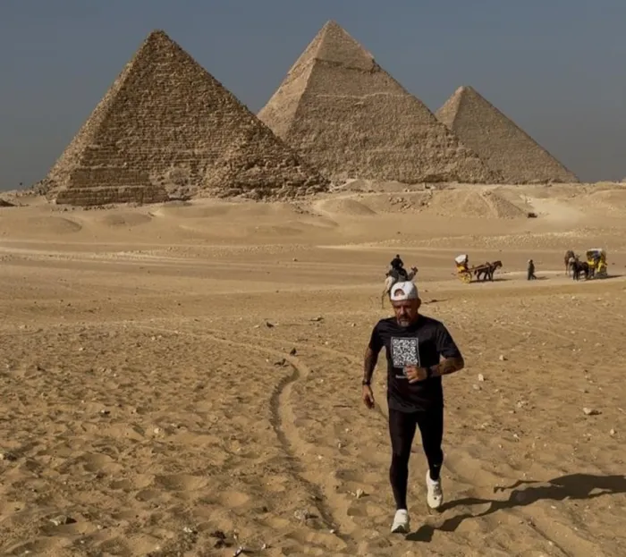 Ultramaratonista brasileiro inicia 2ª Volta ao Mundo correndo 15 mil quilômetros