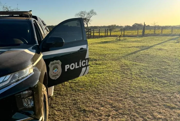 Polícia Civil cumpre mandado de busca e apreende armamentos na posse de suspeito de violência doméstica em Dois Irmãos do Buriti