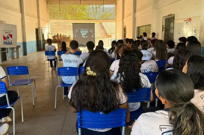 Estado promove ações de cidadania e prevenção às drogas a escolas de Itaituba