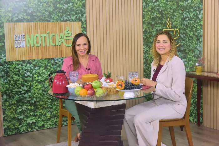 A jornalista Elda Borges recebeu a coordenadora Mayra Nina no Café desta terça-feira