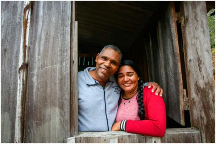 Entrega dos títulos de regularização às comunidades Pedro Cubas de Cima (Eldorado) e Praia Grande (Iporanga), em cerimônia no Palácio dos Bandeirantes em fevereiro de 2025 Foto: Governo de SP